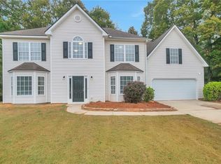 173 Towler Shoals Dr, Loganville, GA 30052
