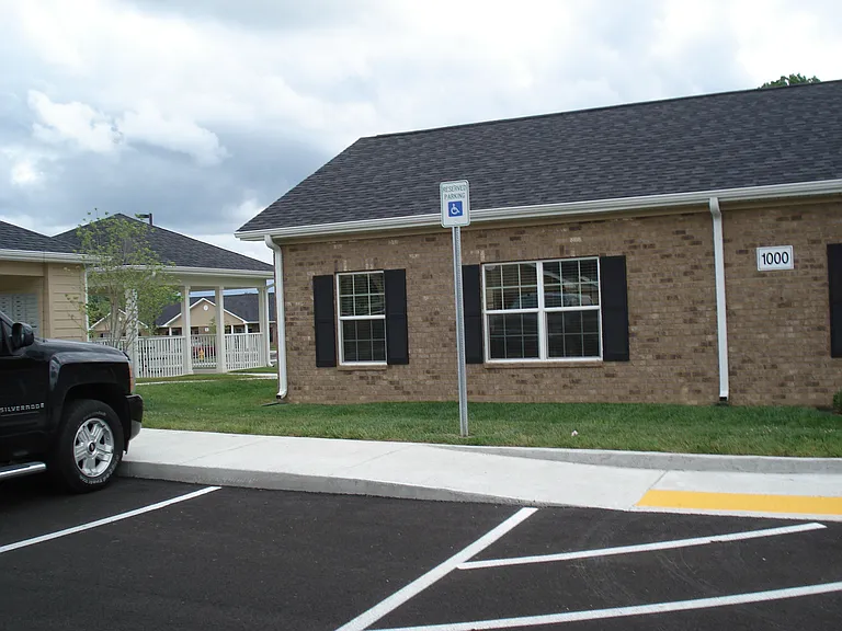 Dogwood Ridge Apartments — Photo 14