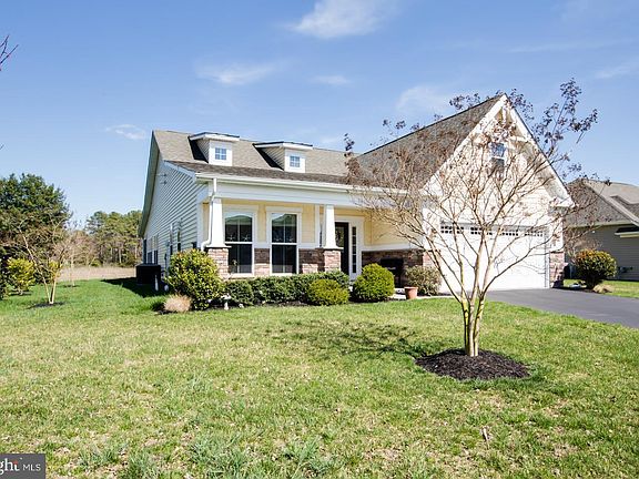2nd image of 28958 Habersham Ln