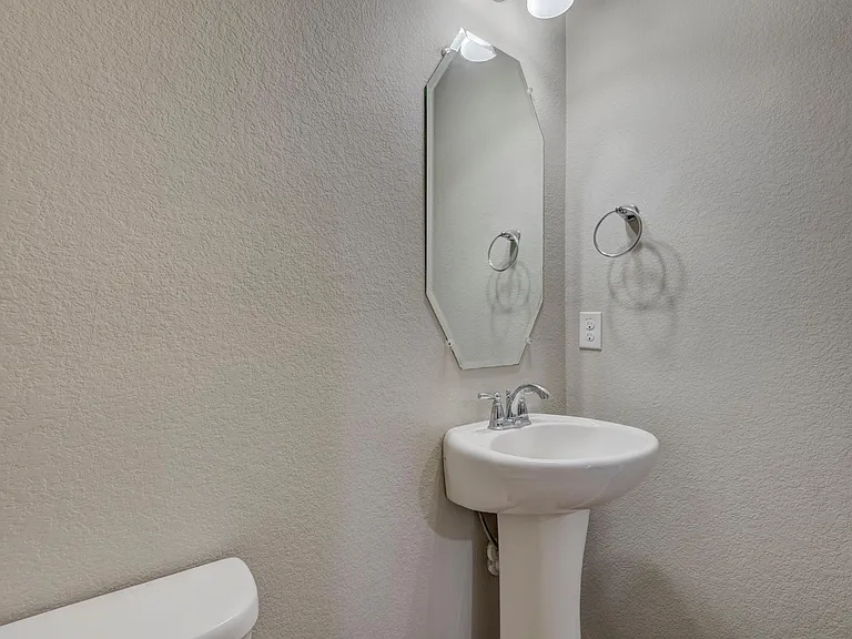 12246 Antilles Ln — Photo 21