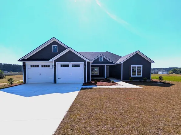 106 Nicole Britt Dr, Thomasville, GA 31757