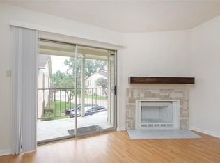 2120 El Paseo St APT 316, Houston, TX 77054