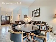 166 Woodcreek Dr N — Photo 5