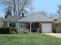 1st image of 1221 Community Dr