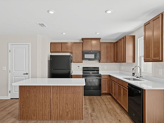 3rd image of 1042 Westergard Way