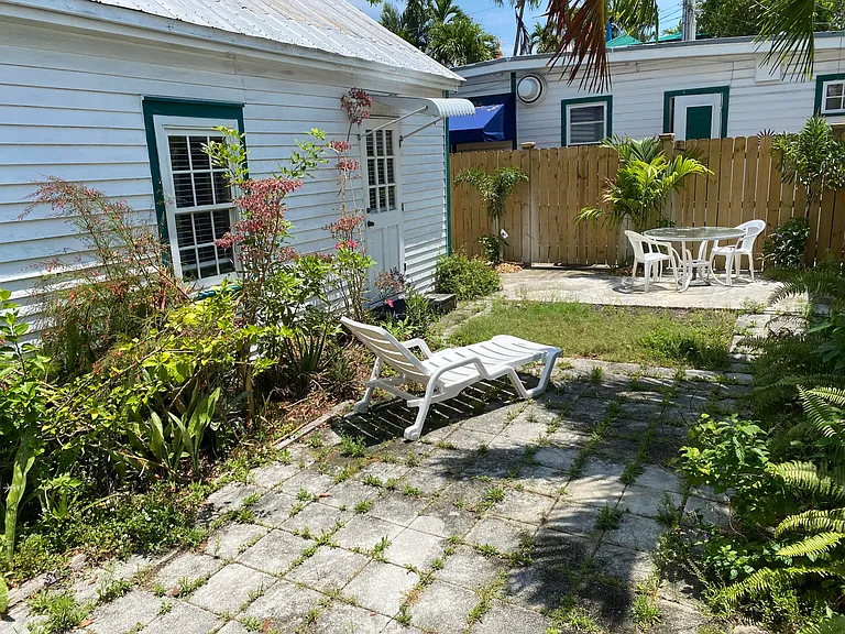 1120 Elgin Ln #B — Photo 5
