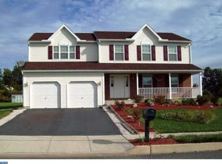 633 W Pine St, Leesport, PA 19533