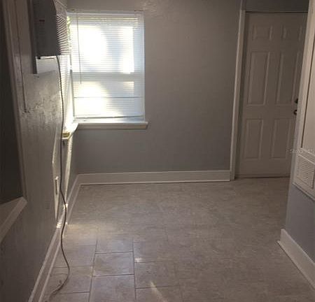 3rd image of 16 N Highland Ave APT 3