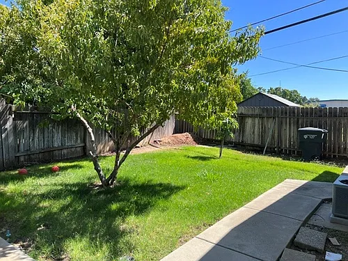 6801 Las Palamitas Way - South Land Park Duplex with central heat and air. Close to shopping and ... Photo 1 6801 Las Palamitas Way - South Land Park Duplex with central heat and air. Close to shopping and ... Photo 1