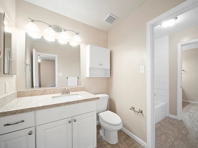 515 Tallowood Rd #60 — Photo 18