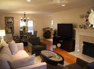 16 Ivy Ct, Yountville, CA