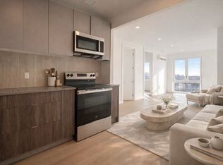 172-08 Hillside Ave #2F, Jamaica, NY 11432