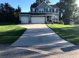 3125 Pinewood Ln, Muskegon, MI 49444