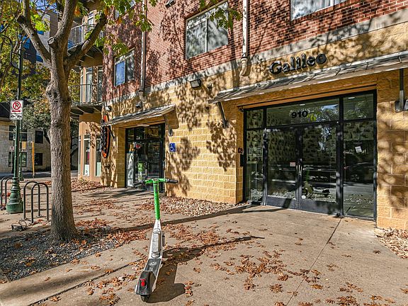 3rd image of 910 W 25th St #607