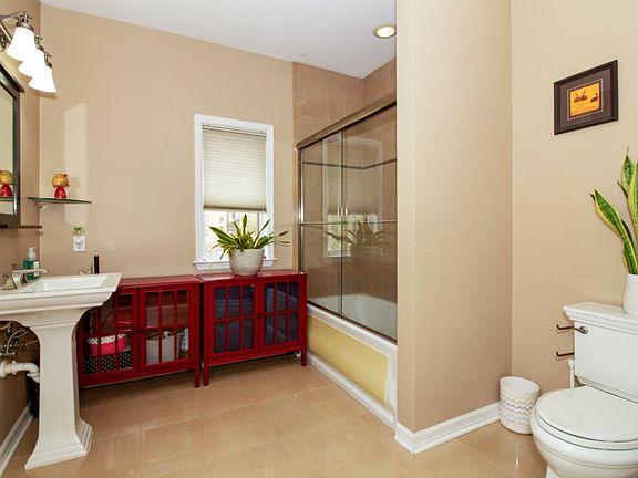 4th image of 93 Palisade Ave APT 2D