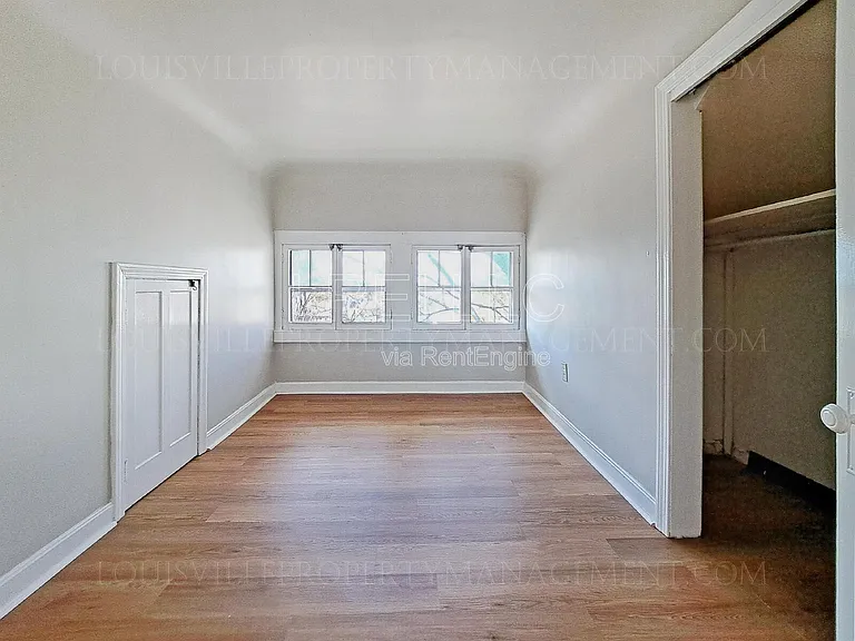 1035 Baxter Ave #3 — Photo 10