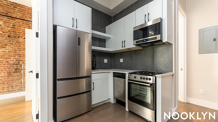 Rented by Nooklyn NYC LLC | media 22