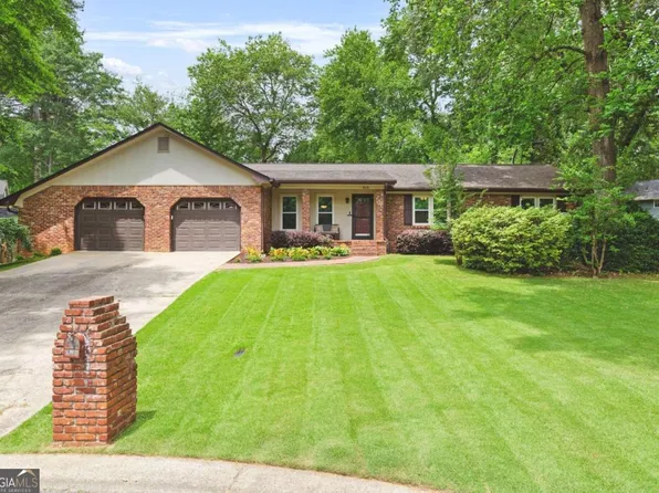 615 Forest Ct SW, Marietta, GA 30008
