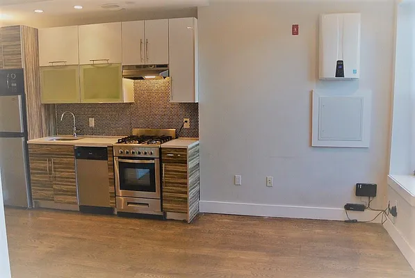 Rented by Citi Habitats | media 11