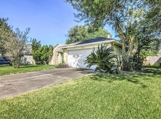 5418 Sugar Creek Dr, La Porte, TX 77571