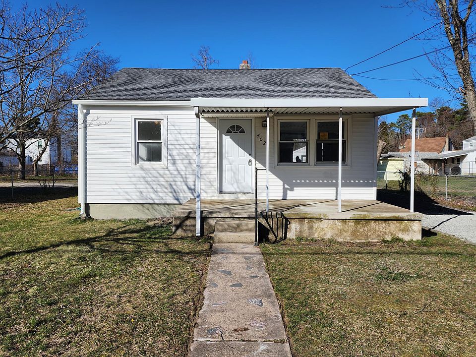 1st image of 502 Willow Blvd