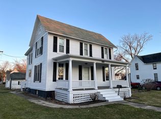 621 N Chestnut St, Princeton, IL 61356