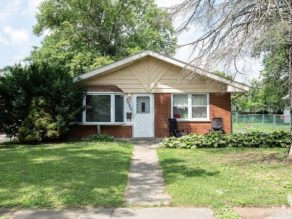 3020 Wallace Ave, Steger, IL 60475