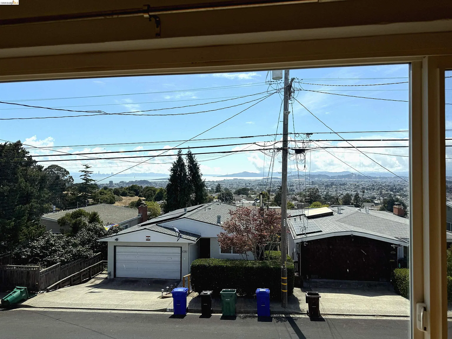 4 bed, 2.0 bath, 1776 sqft, $4,250 — Photo 4