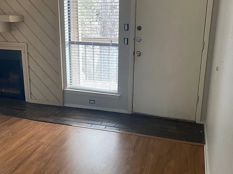 612 Park Pl #301 — Photo 6