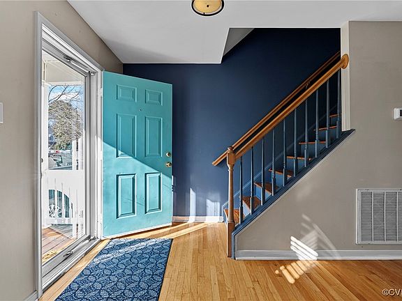 4th image of 9396 Windsor Shade Dr