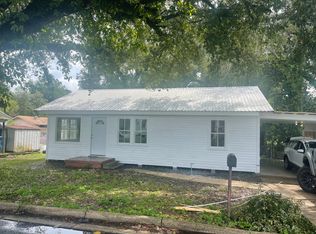 1313 Parkview Dr, Opelousas, LA 70570
