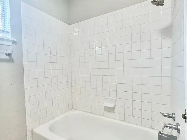 205 S Mitchell St — Photo 18
