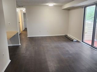 12415 Hickory Tree Way APT M, Germantown, MD 20874
