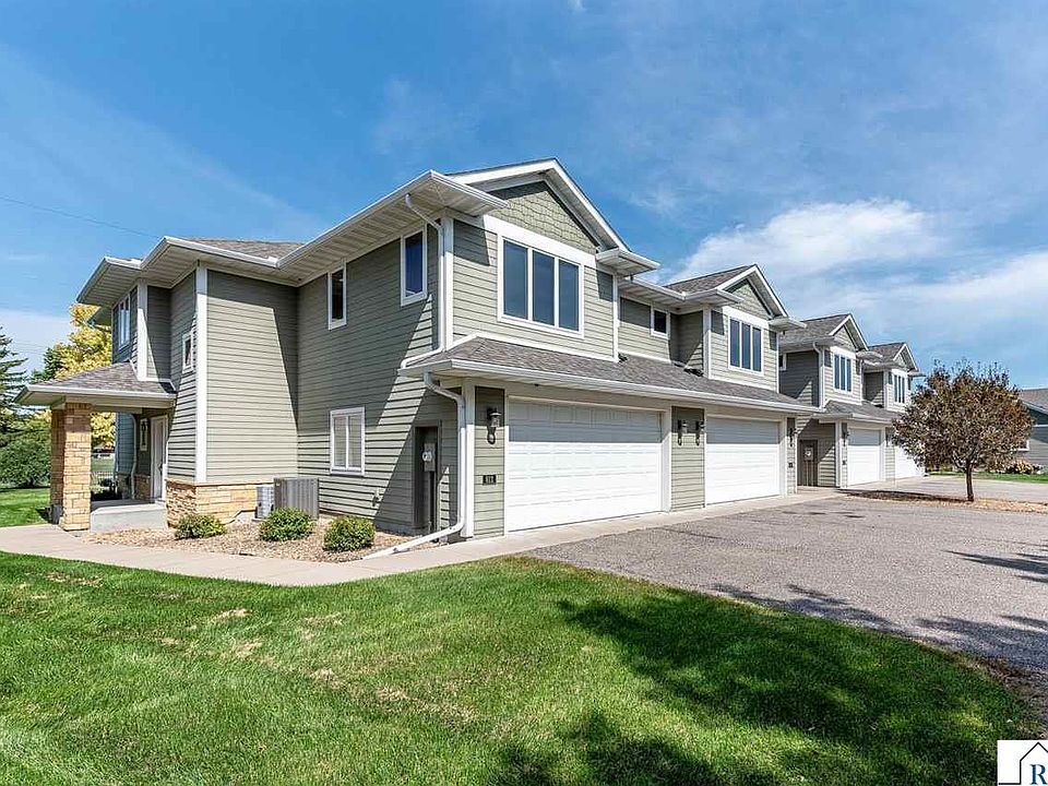 1st image of 814 Pinnacle Path