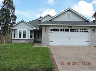 5927 Butterfly Cir, Pasadena, TX 77505