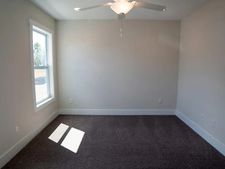 650 Melville Dr — Photo 34