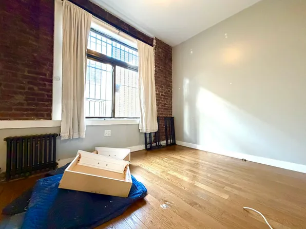 1610 Bedford Avenue image 2 of 12