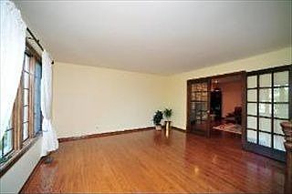 2nd image of 10900 Chaucer Dr