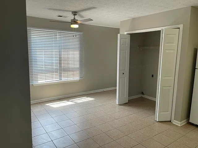 3459 Brook Court — Photo 2