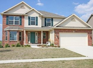 4 Dry Sage Cir, Bloomington, IL