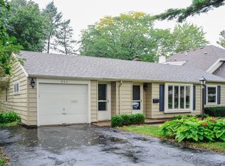 944 Hemlock St, Deerfield, IL 60015