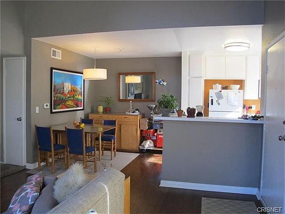 5th image of 24412 Valle Del Oro Unit 205