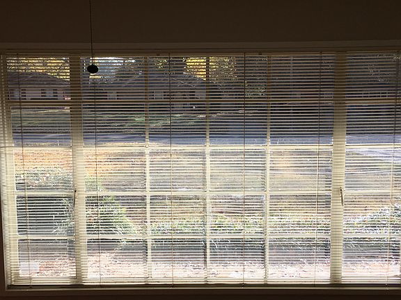 5th image of 4152 Sequoia Ave