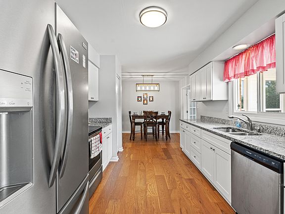 5th image of 403 Westerfield Way