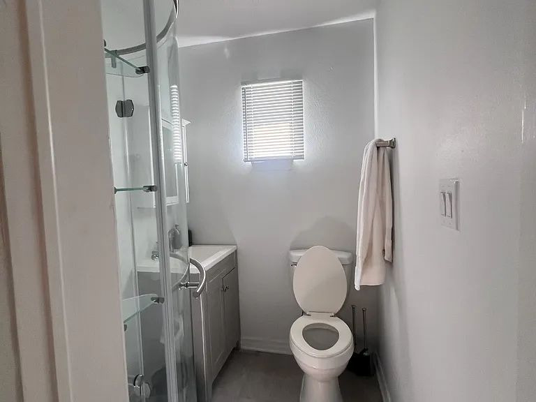 4584 Tamarind Dr #D — Photo 7