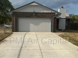8628 W Thurman St, Wichita, KS 67212