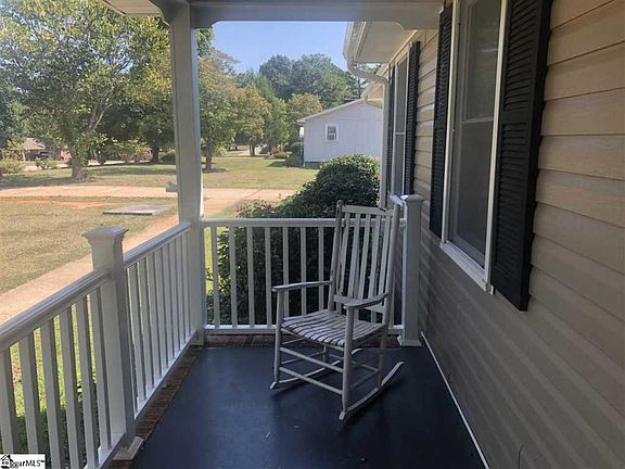 3rd image of 1208 Tall Oaks Cir