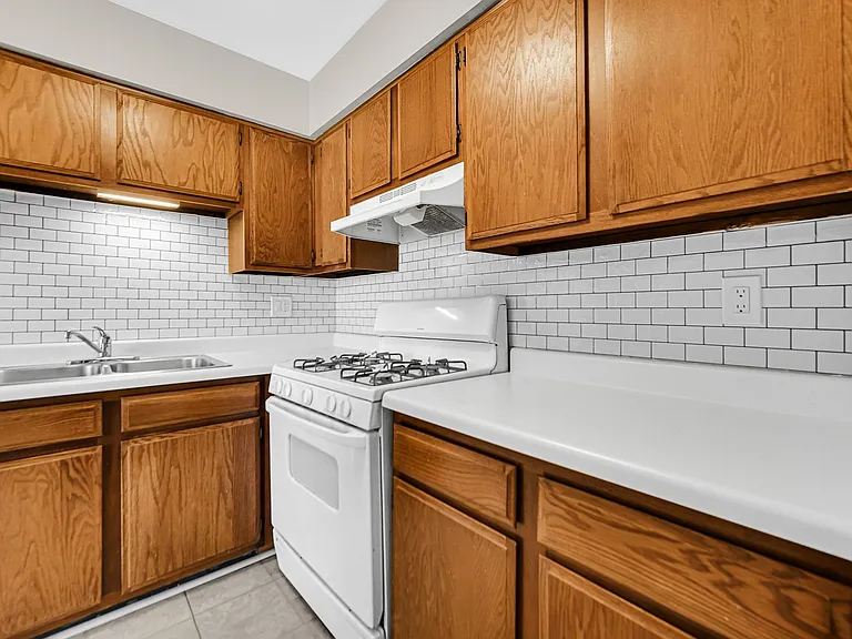 8127 Mount Ct — Photo 7