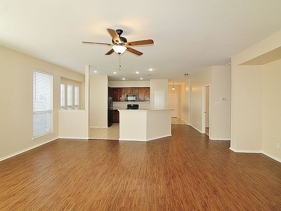 4th image of 9604 Brenden Dr