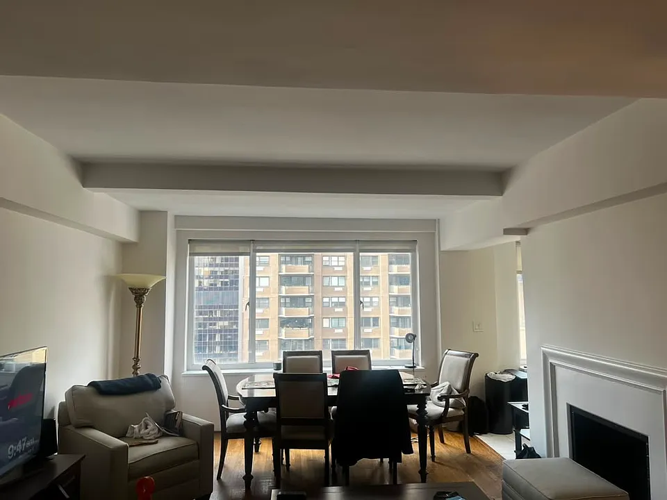 40 Central Park S #19D